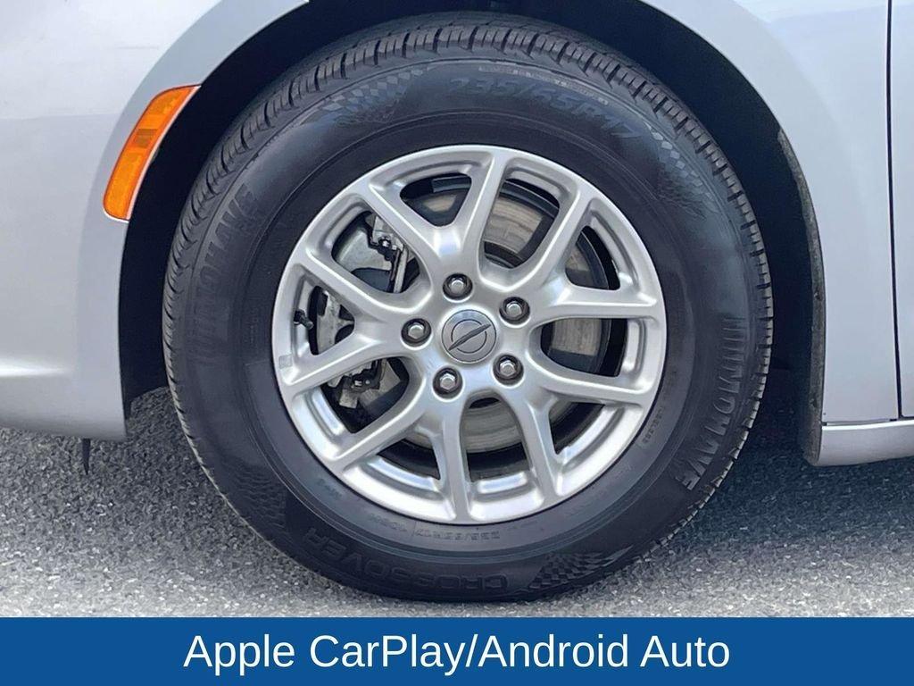 used 2021 Chrysler Pacifica car, priced at $18,250