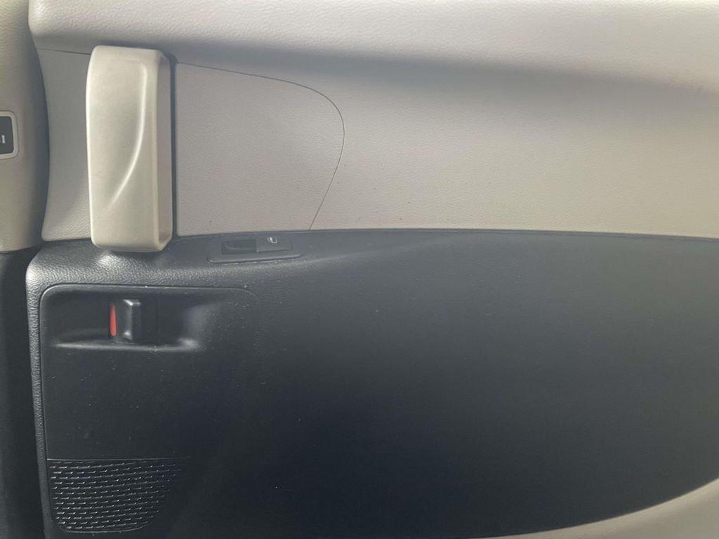 used 2021 Chrysler Pacifica car, priced at $18,250