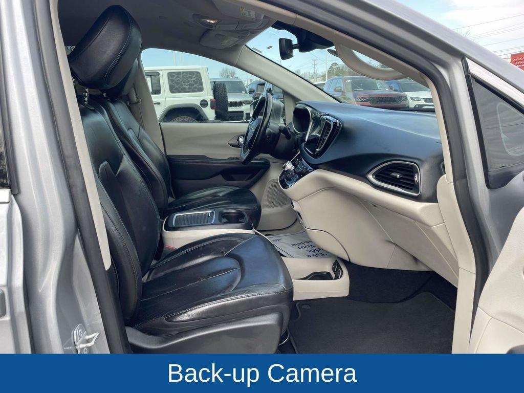 used 2021 Chrysler Pacifica car, priced at $18,250