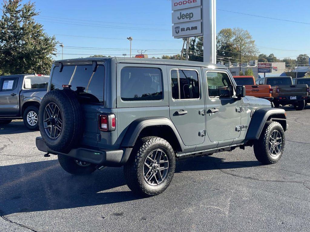 new 2026 Jeep Wrangler car, priced at $46,625