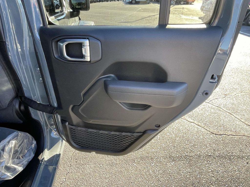 new 2026 Jeep Wrangler car, priced at $46,625