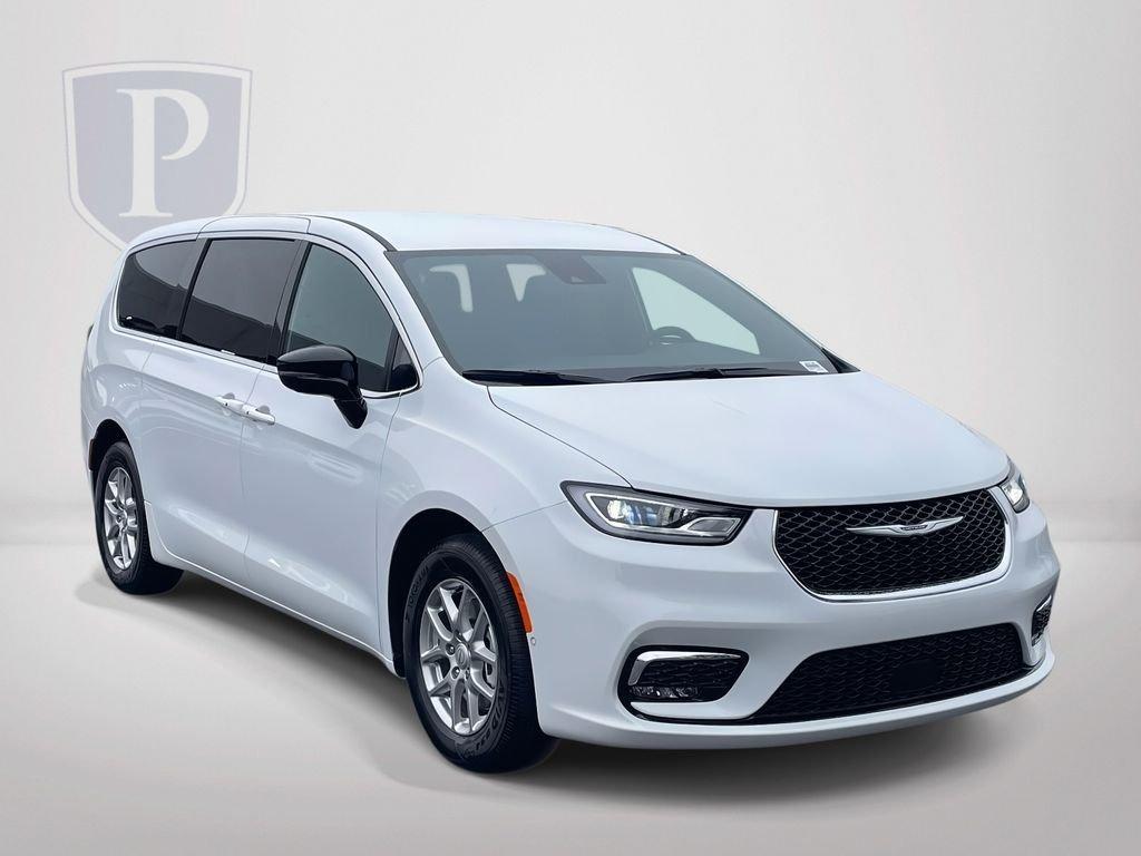 new 2026 Chrysler Pacifica car, priced at $44,160