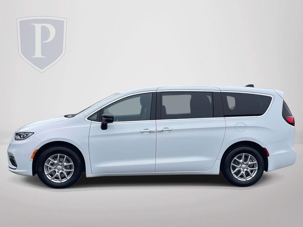 new 2026 Chrysler Pacifica car, priced at $44,160