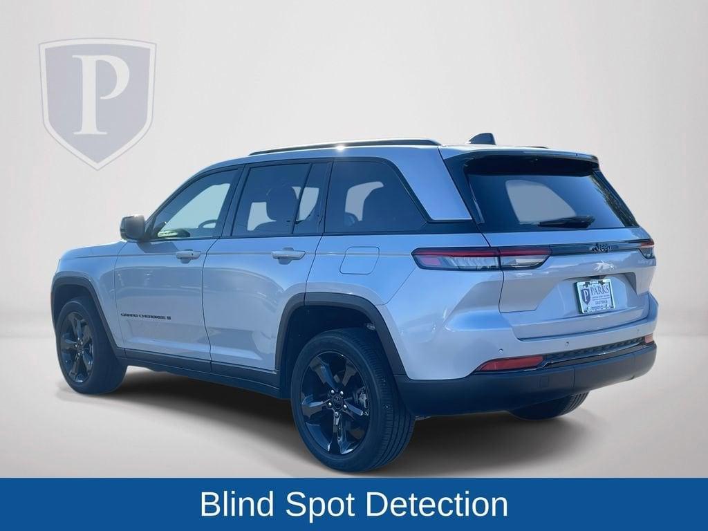 used 2025 Jeep Grand Cherokee car, priced at $34,598