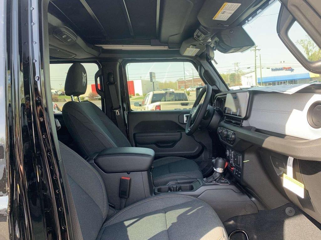 new 2025 Jeep Wrangler car, priced at $65,995