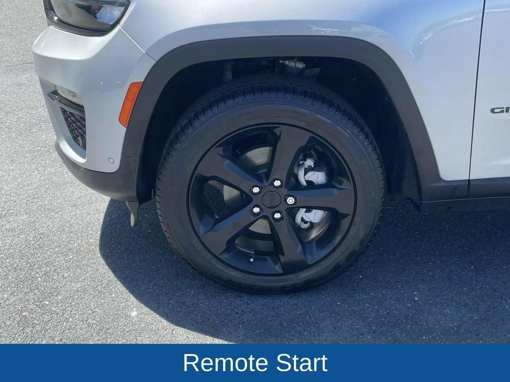 used 2025 Jeep Grand Cherokee car, priced at $42,598