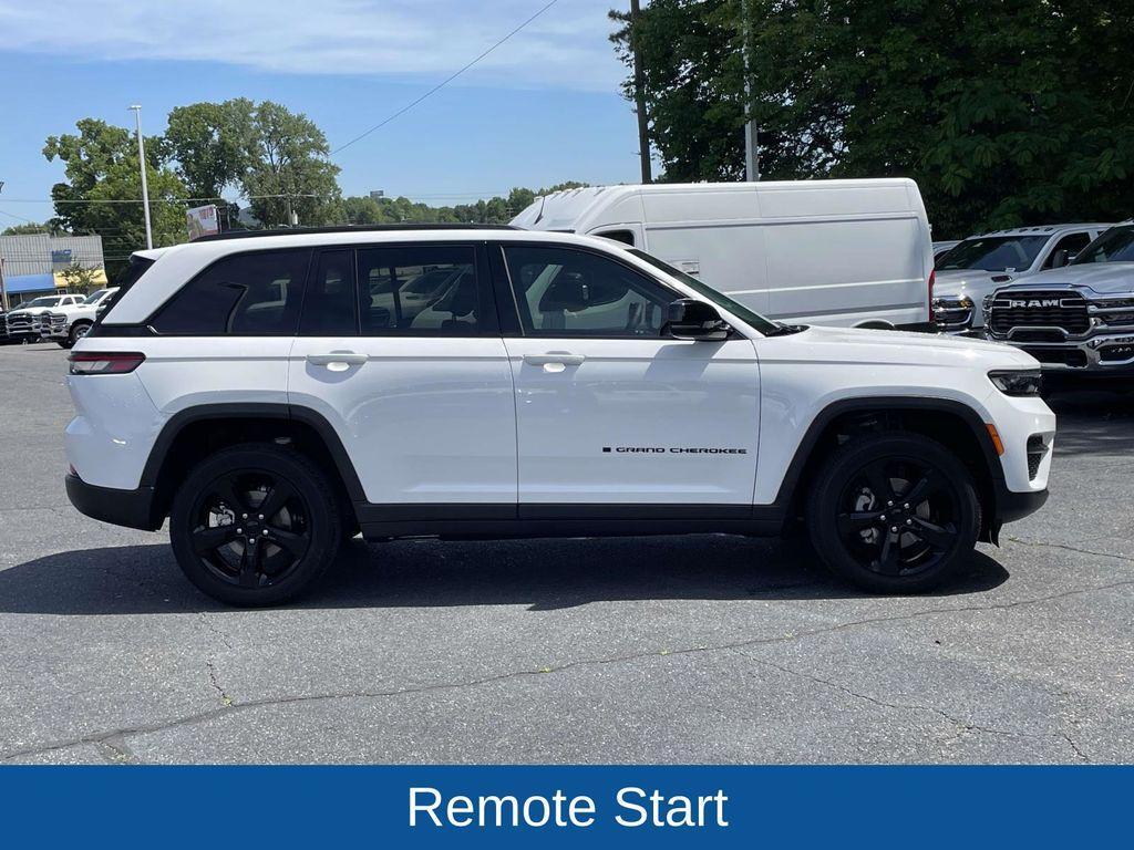 used 2023 Jeep Grand Cherokee car, priced at $33,750