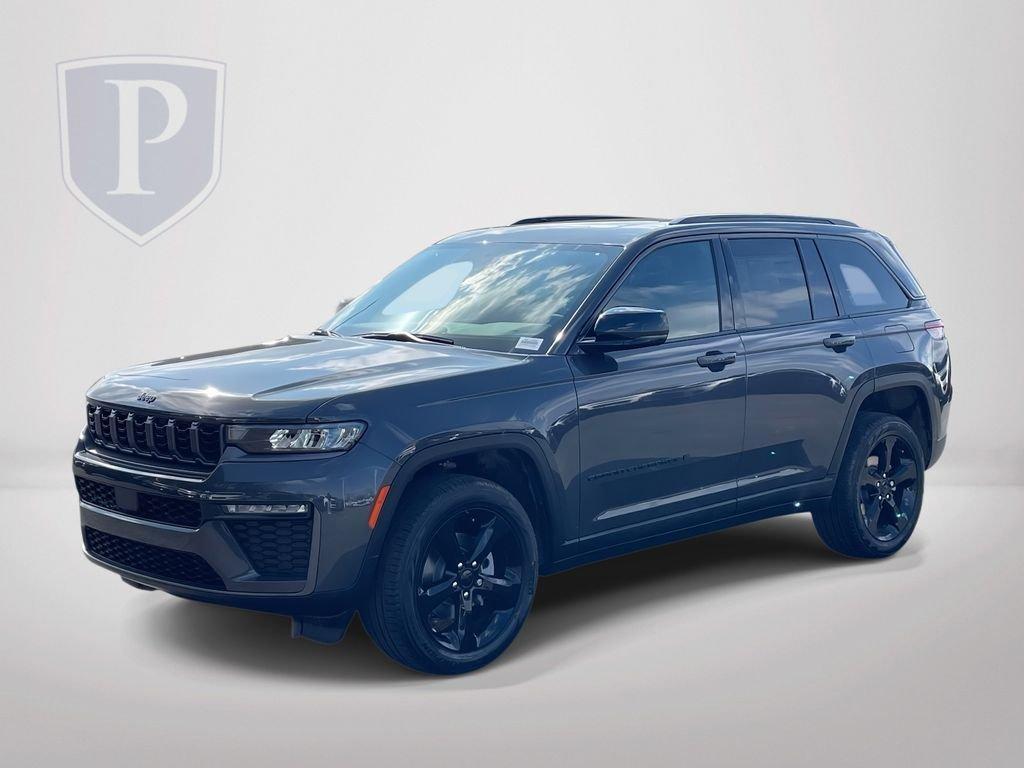 new 2026 Jeep Grand Cherokee car, priced at $47,225