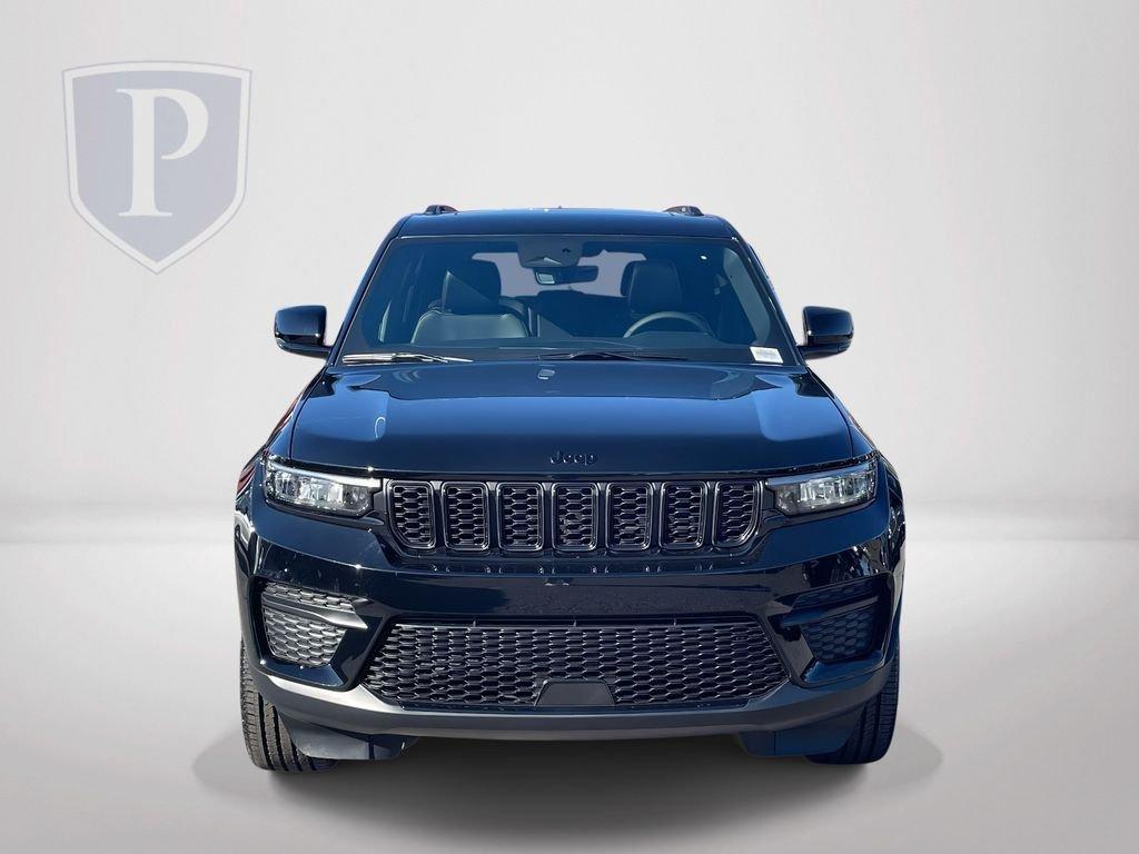new 2025 Jeep Grand Cherokee car, priced at $35,500