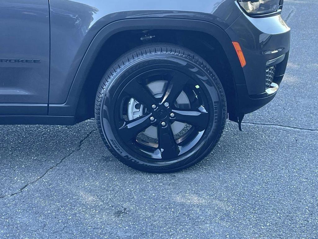 new 2025 Jeep Grand Cherokee L car, priced at $37,000