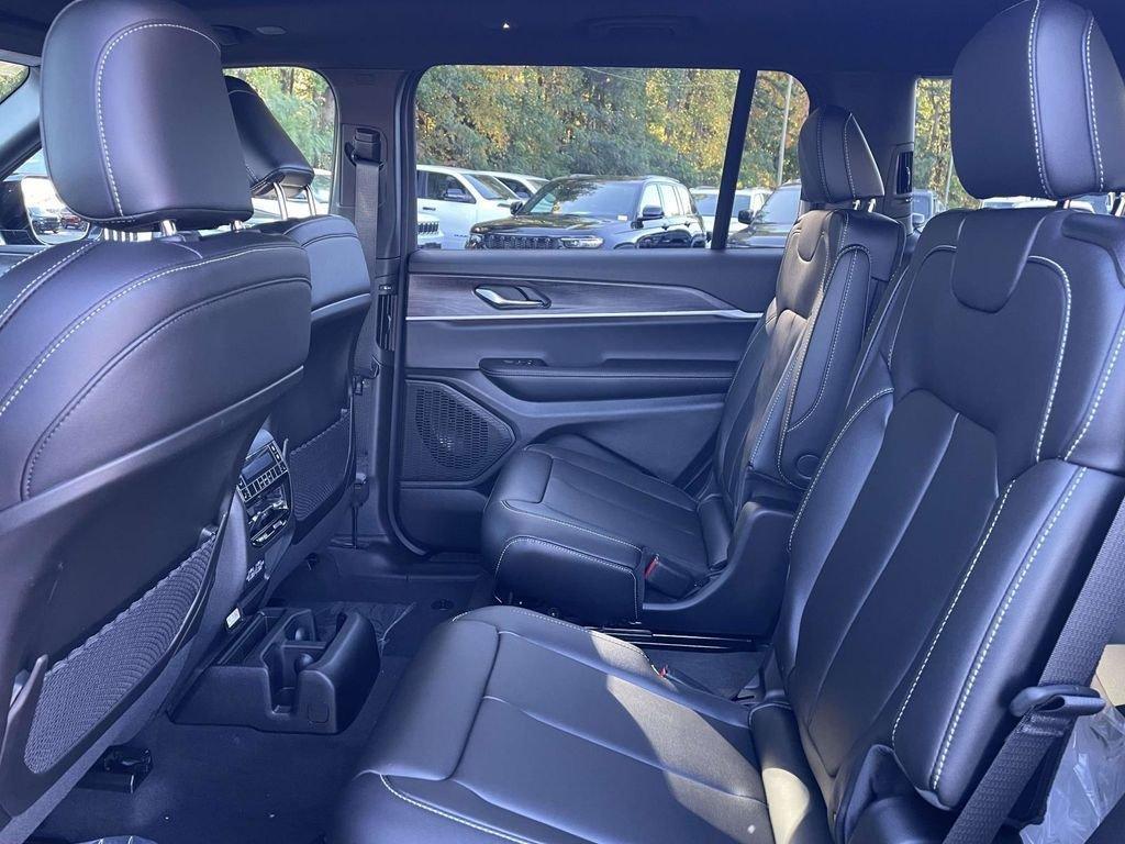 new 2025 Jeep Grand Cherokee L car, priced at $37,000