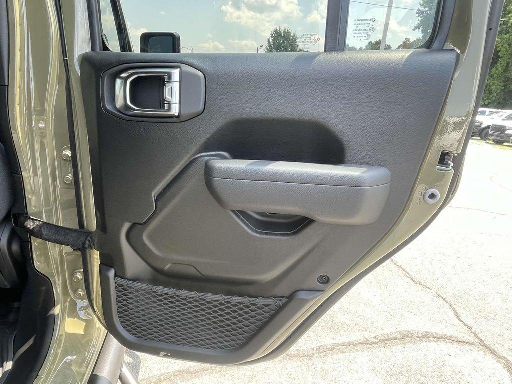 new 2025 Jeep Wrangler car, priced at $69,996