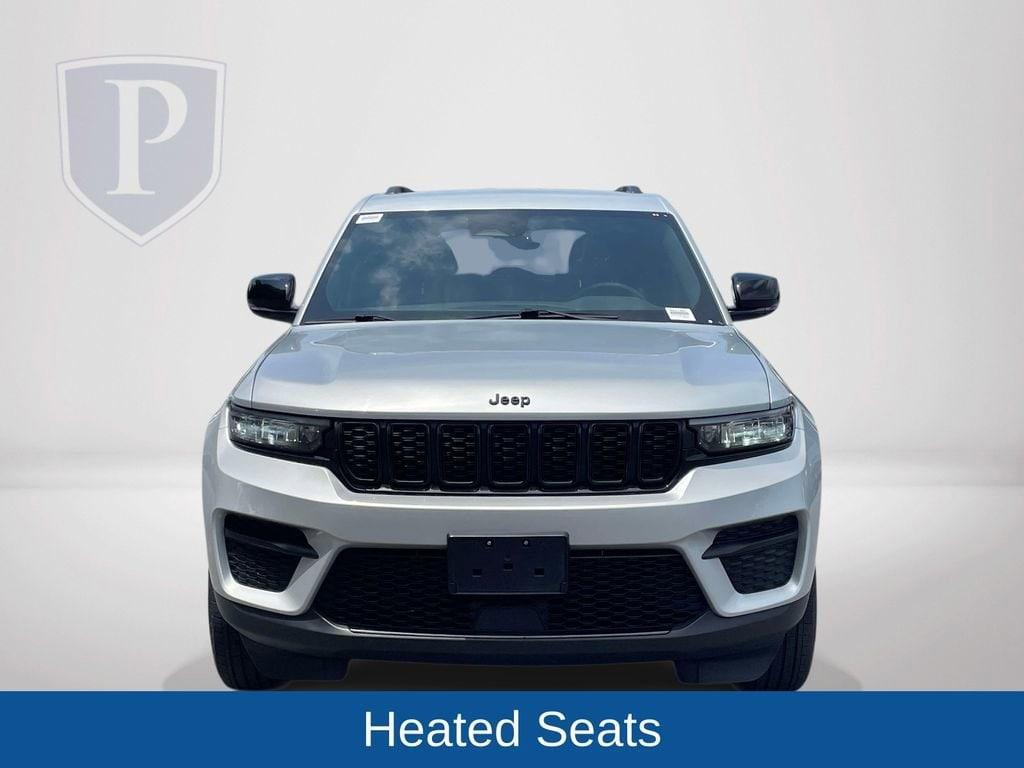 used 2025 Jeep Grand Cherokee car, priced at $34,297