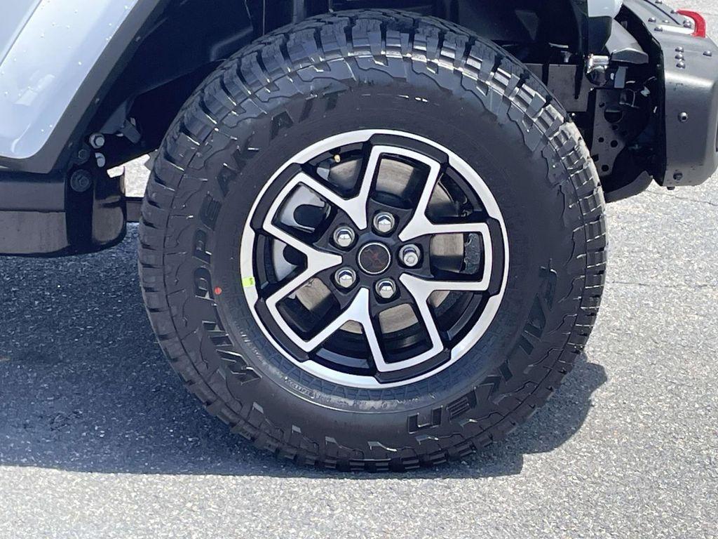 new 2026 Jeep Gladiator car, priced at $54,500