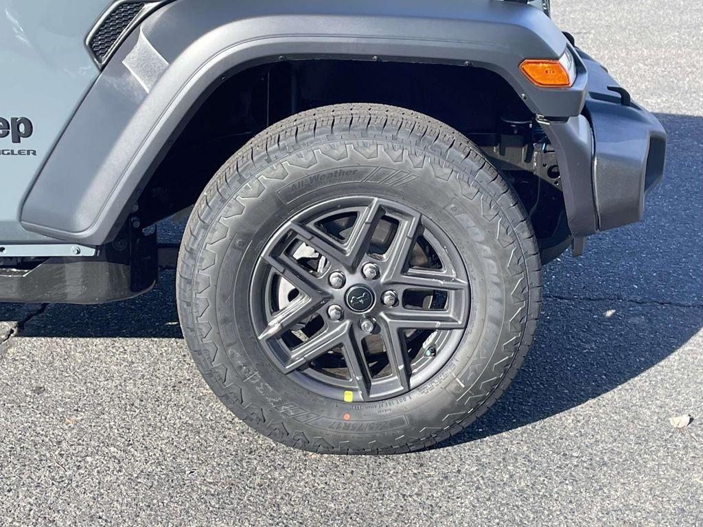 new 2026 Jeep Wrangler car, priced at $40,675