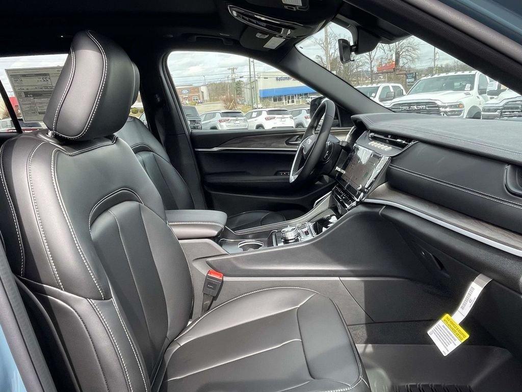 new 2026 Jeep Grand Cherokee L car, priced at $48,125