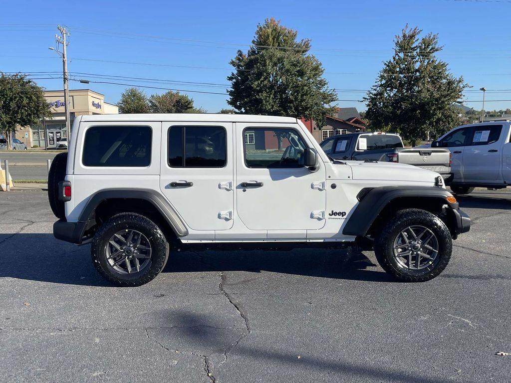 new 2026 Jeep Wrangler car, priced at $46,500