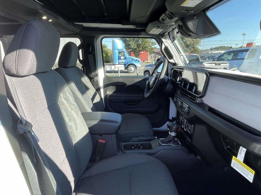 new 2026 Jeep Wrangler car, priced at $46,500