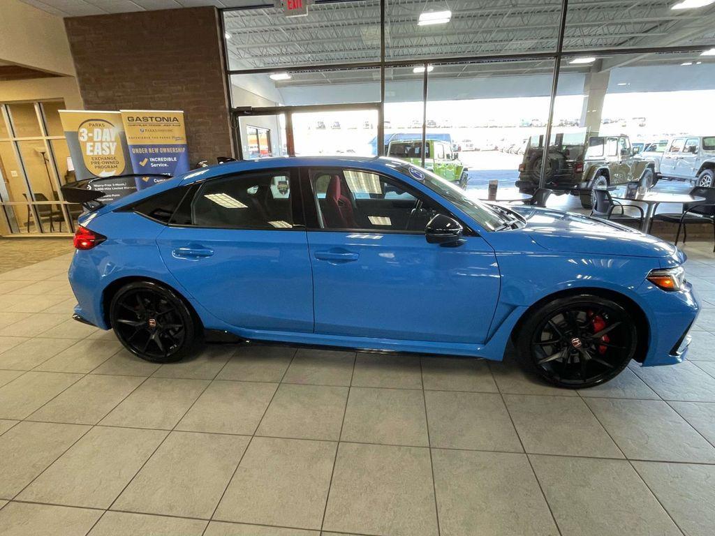 used 2025 Honda Civic Type R car, priced at $47,000