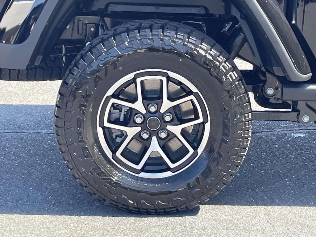 new 2026 Jeep Gladiator car, priced at $56,470