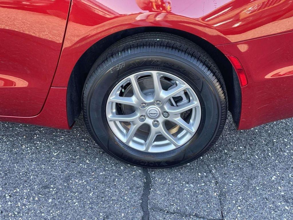 new 2026 Chrysler Pacifica car, priced at $44,655