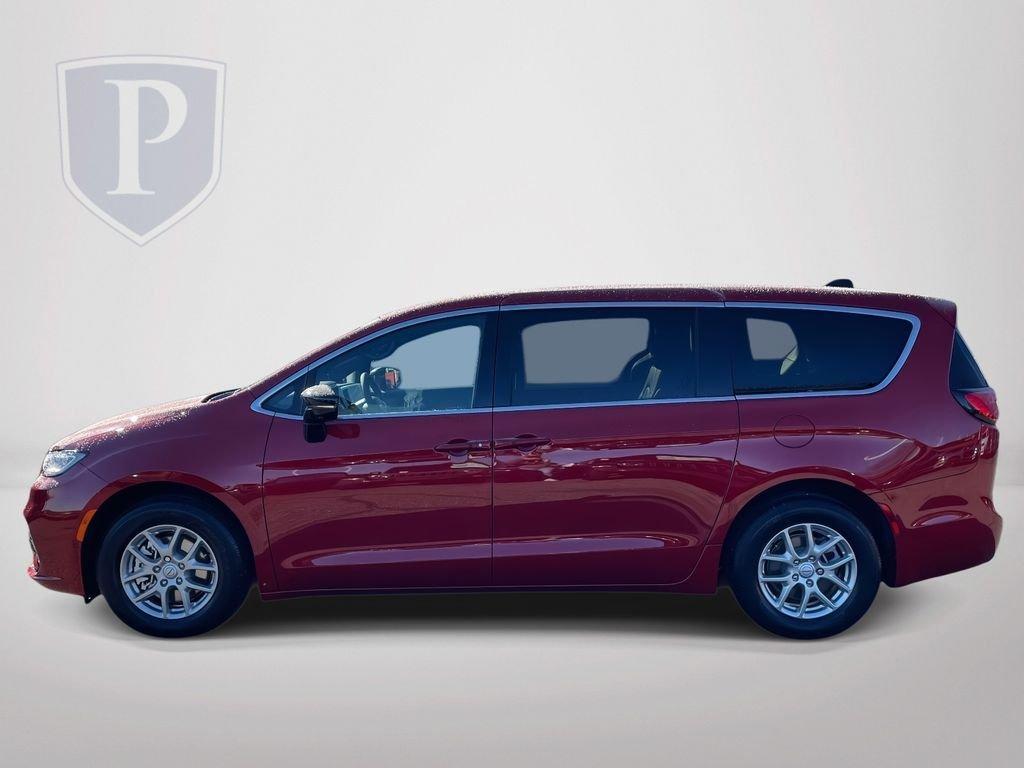 new 2026 Chrysler Pacifica car, priced at $44,655