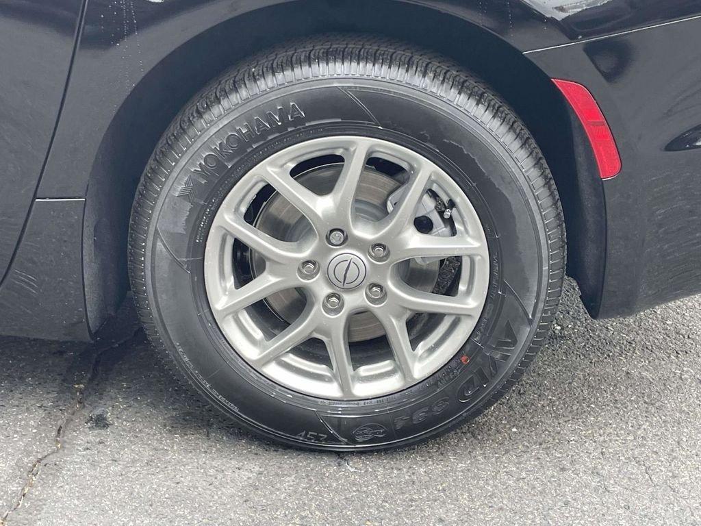 new 2026 Chrysler Pacifica car, priced at $44,660