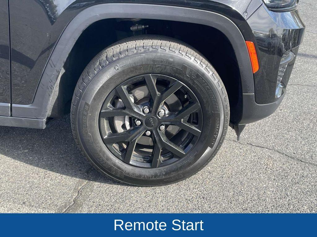 used 2025 Jeep Grand Cherokee car, priced at $34,750
