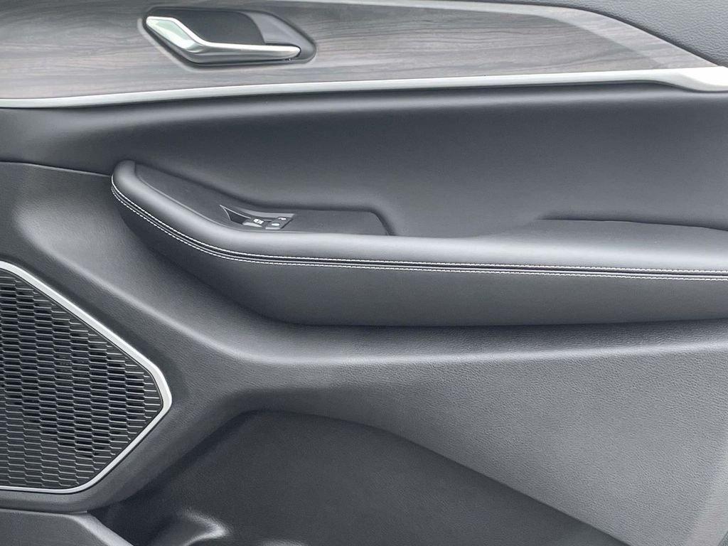 new 2026 Jeep Grand Cherokee L car, priced at $48,000