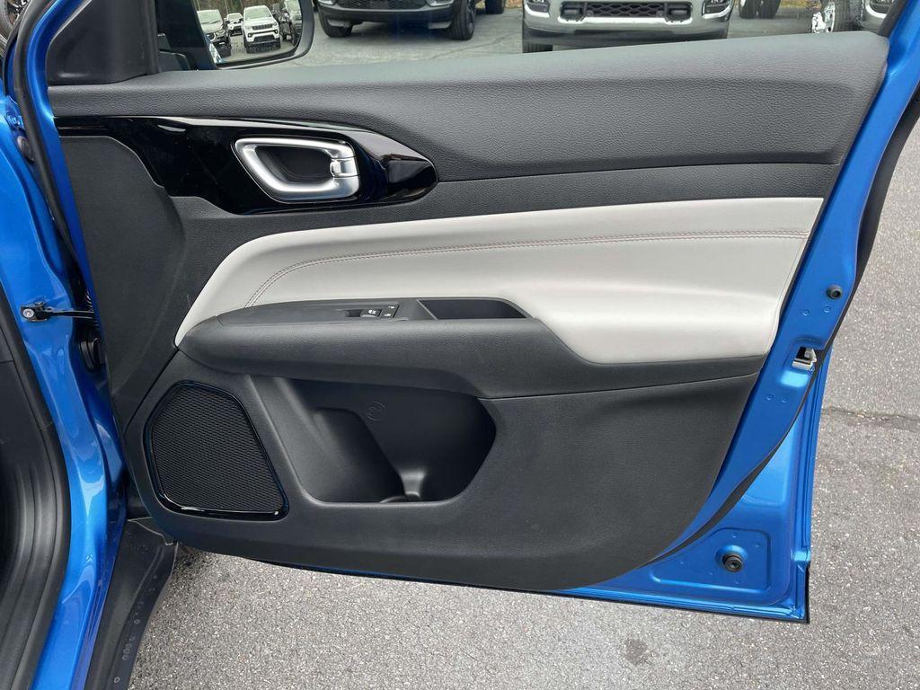 new 2026 Jeep Compass car, priced at $28,610