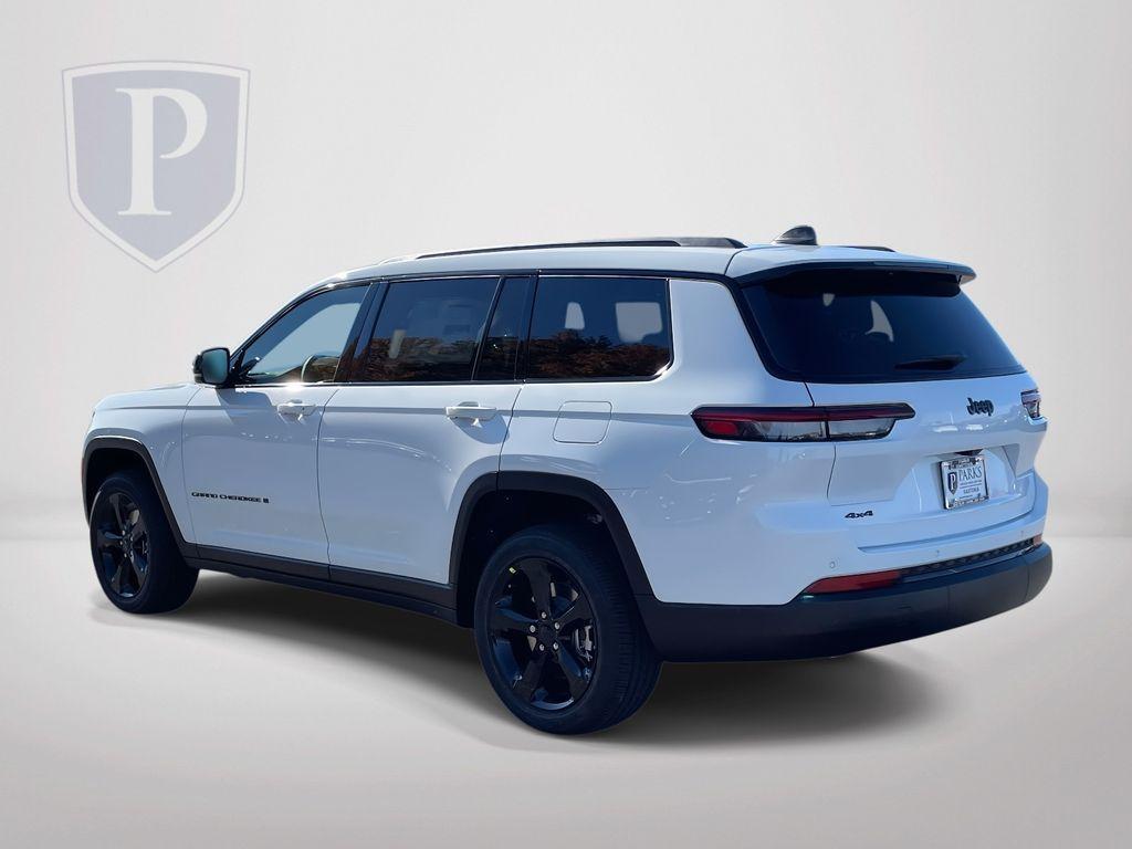 new 2025 Jeep Grand Cherokee L car, priced at $42,275