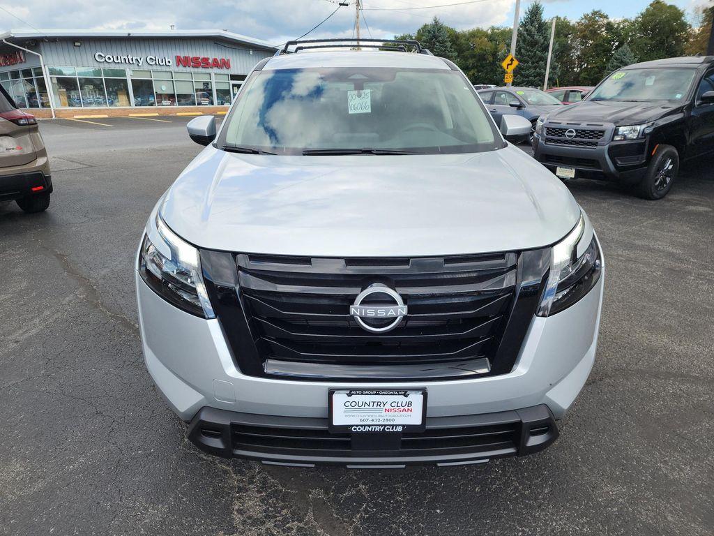 new 2025 Nissan Pathfinder car, priced at $42,365