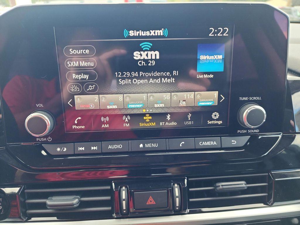 new 2025 Nissan Pathfinder car, priced at $42,365