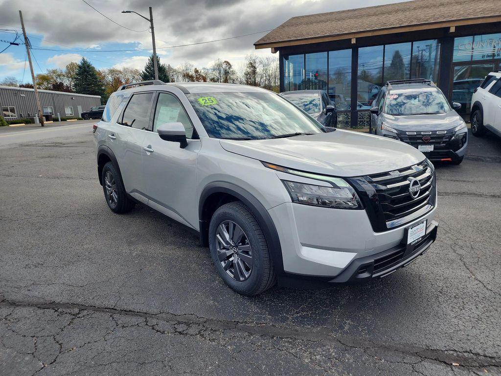 new 2025 Nissan Pathfinder car, priced at $42,040