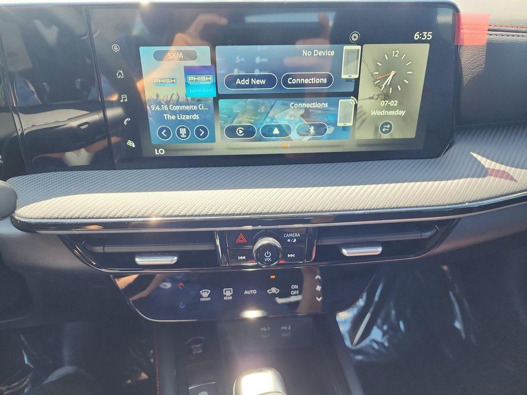 new 2025 Nissan Kicks car, priced at $29,535