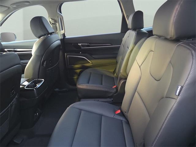 new 2025 Kia Telluride car, priced at $43,370
