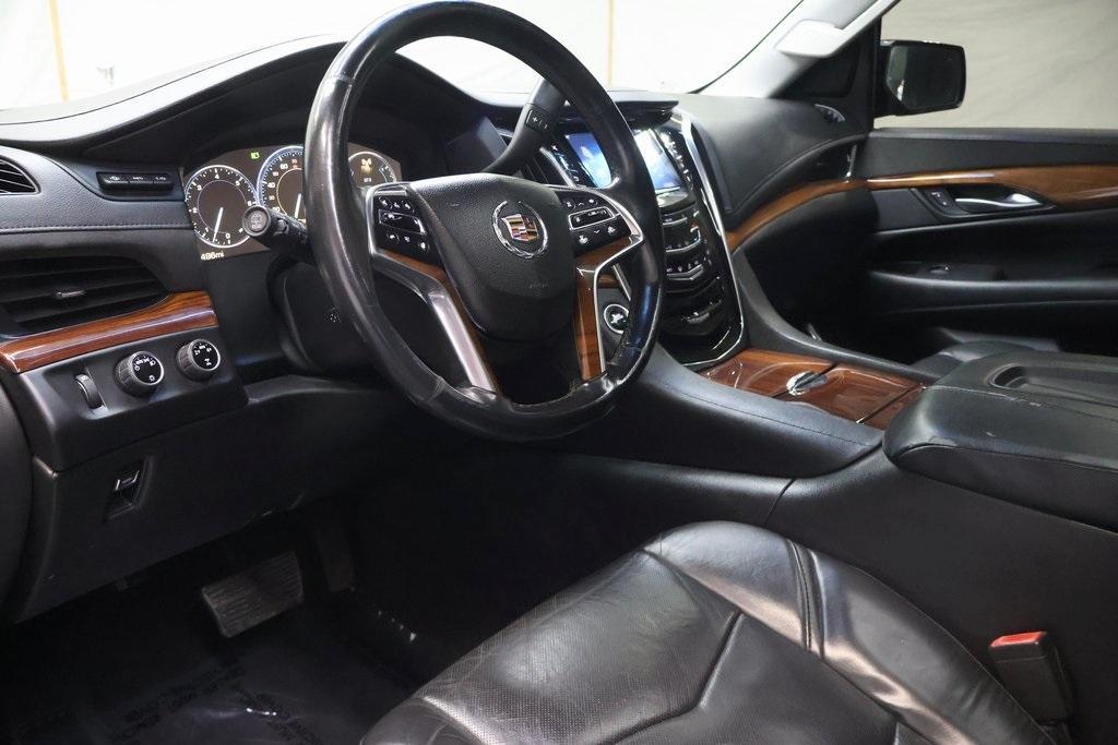 used 2015 Cadillac Escalade ESV car, priced at $15,395