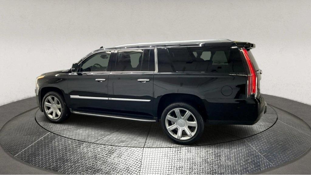 used 2019 Cadillac Escalade ESV car, priced at $29,995