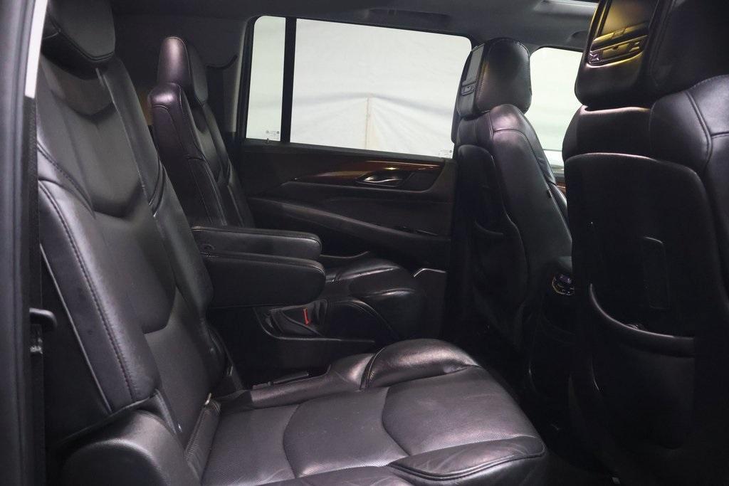 used 2019 Cadillac Escalade ESV car, priced at $29,995