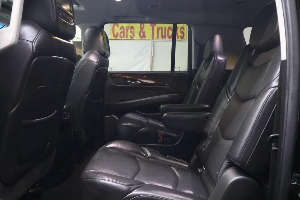 used 2019 Cadillac Escalade ESV car, priced at $29,995