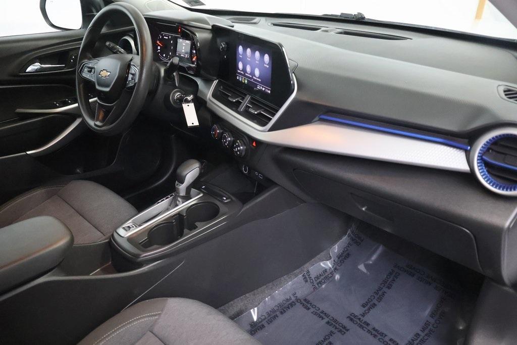 used 2024 Chevrolet Trax car, priced at $17,995