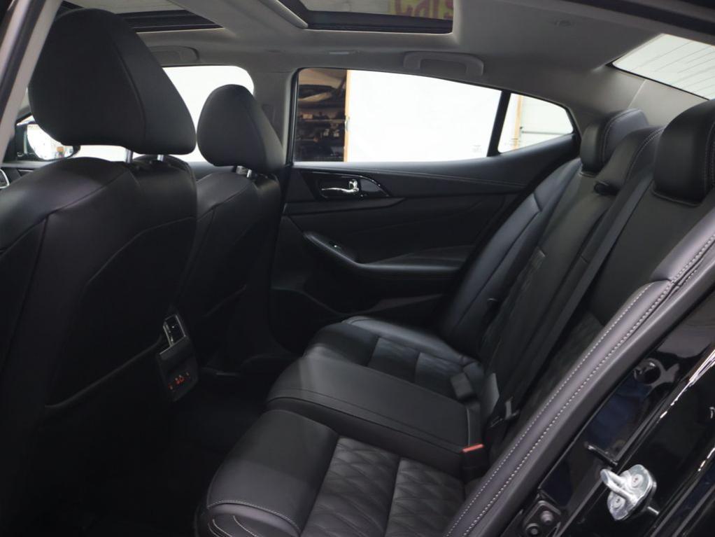 used 2023 Nissan Maxima car, priced at $33,995