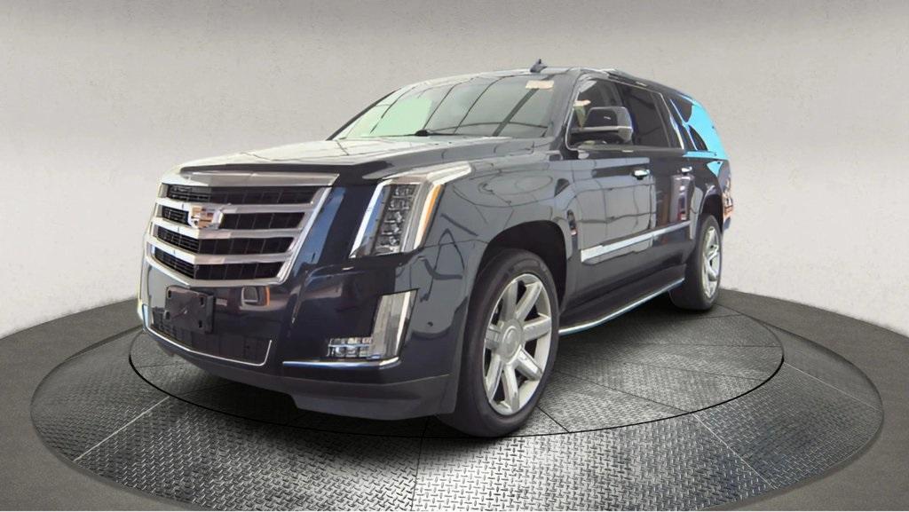 used 2019 Cadillac Escalade ESV car, priced at $35,995