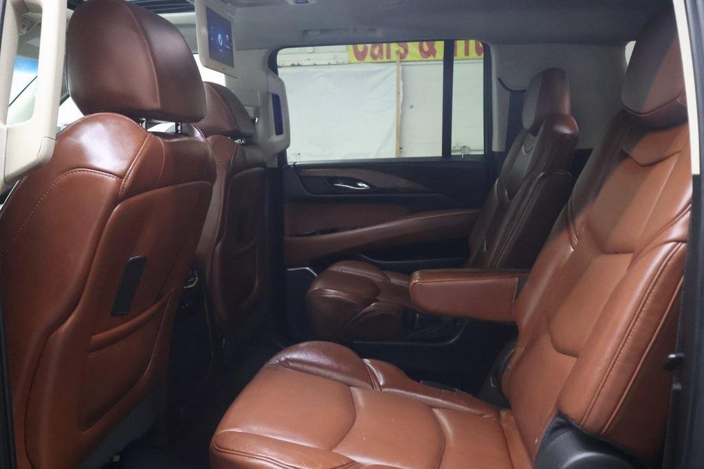used 2019 Cadillac Escalade ESV car, priced at $35,995