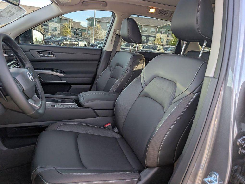 new 2026 Nissan Pathfinder car, priced at $40,987