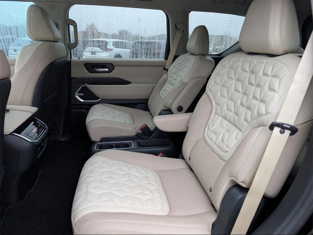 new 2026 Nissan Armada car, priced at $71,874