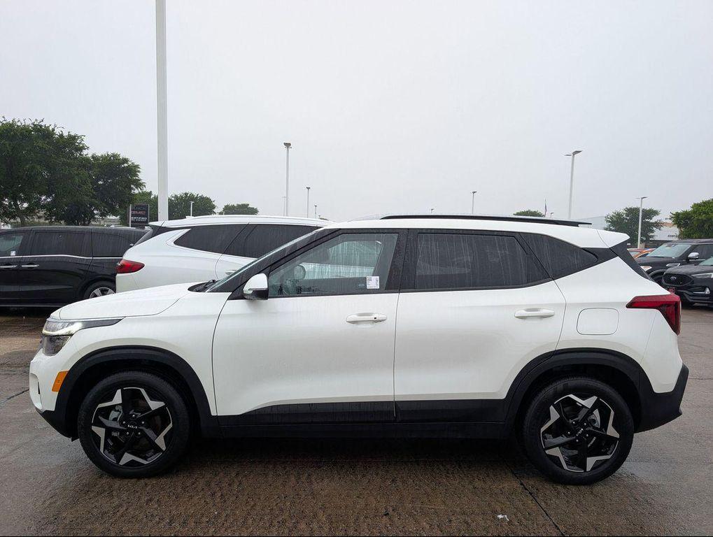 used 2025 Kia Seltos car, priced at $19,677