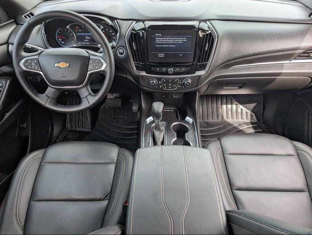 used 2023 Chevrolet Traverse car, priced at $30,477