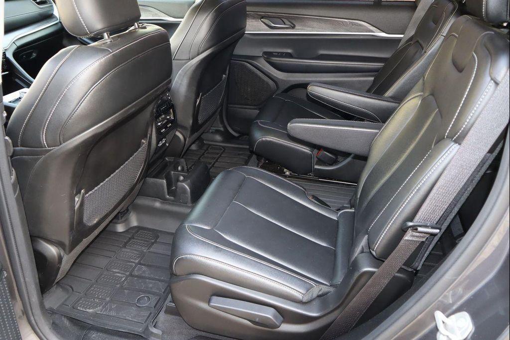 used 2024 Jeep Grand Cherokee L car, priced at $29,988