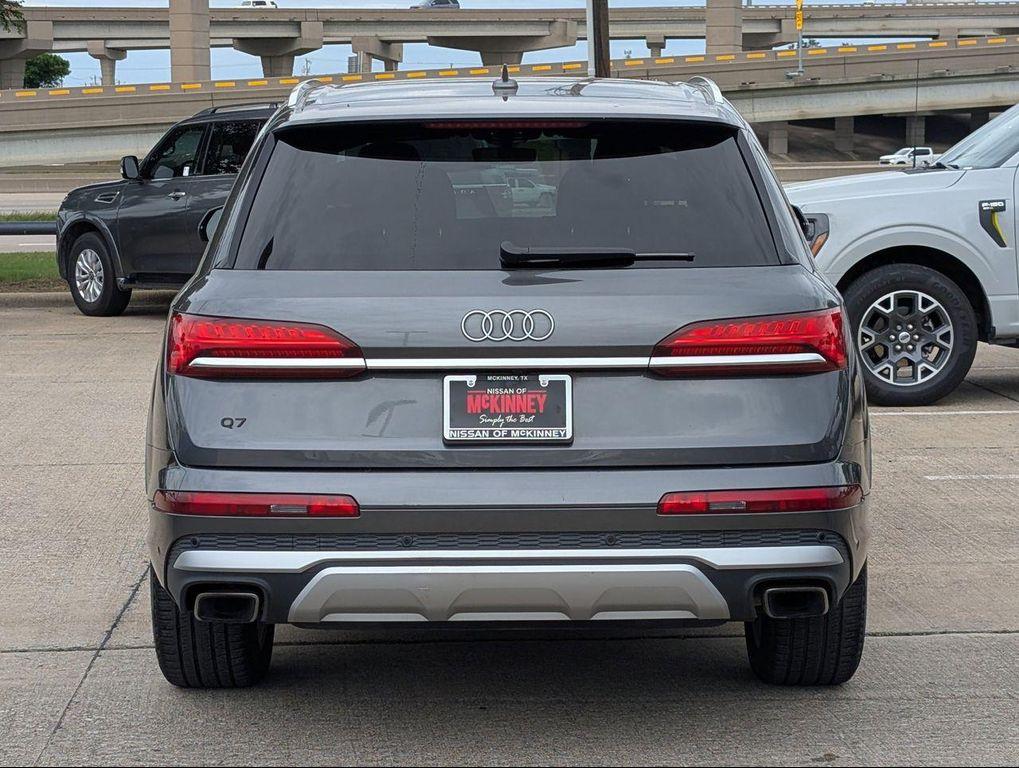 used 2025 Audi Q7 car, priced at $42,799